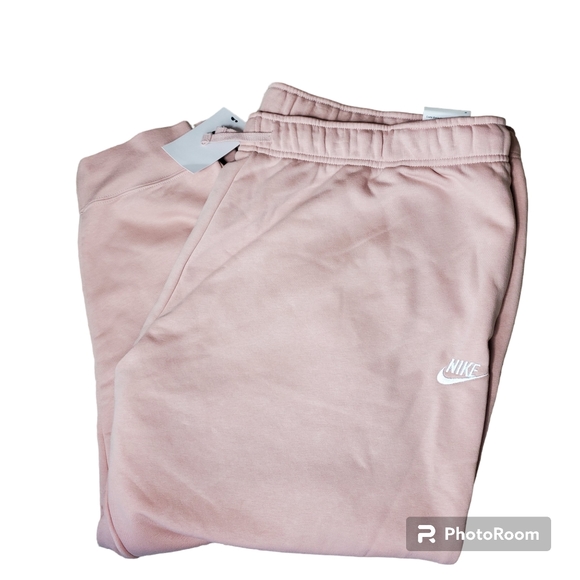 Nike Sportswear Club Fleece Womens Mid Rise Joggers plus size pink size 3X new - Picture 2 of 8